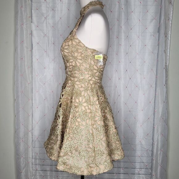 Gold Sz 4 Baroque Halter Skater Cocktail Holiday Party Dress NYE Birthday NWOT - Picture 2 of 8